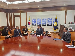 주한 러시아대사, 우원식 국회 의장 예방 주한 러시아대사, 우원식 국회 의장 예방
